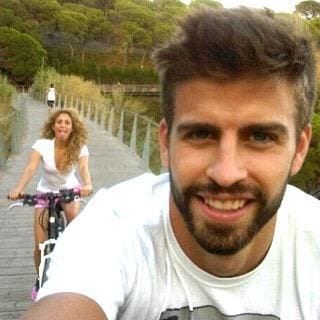 Shakira, Gerard Pique romance