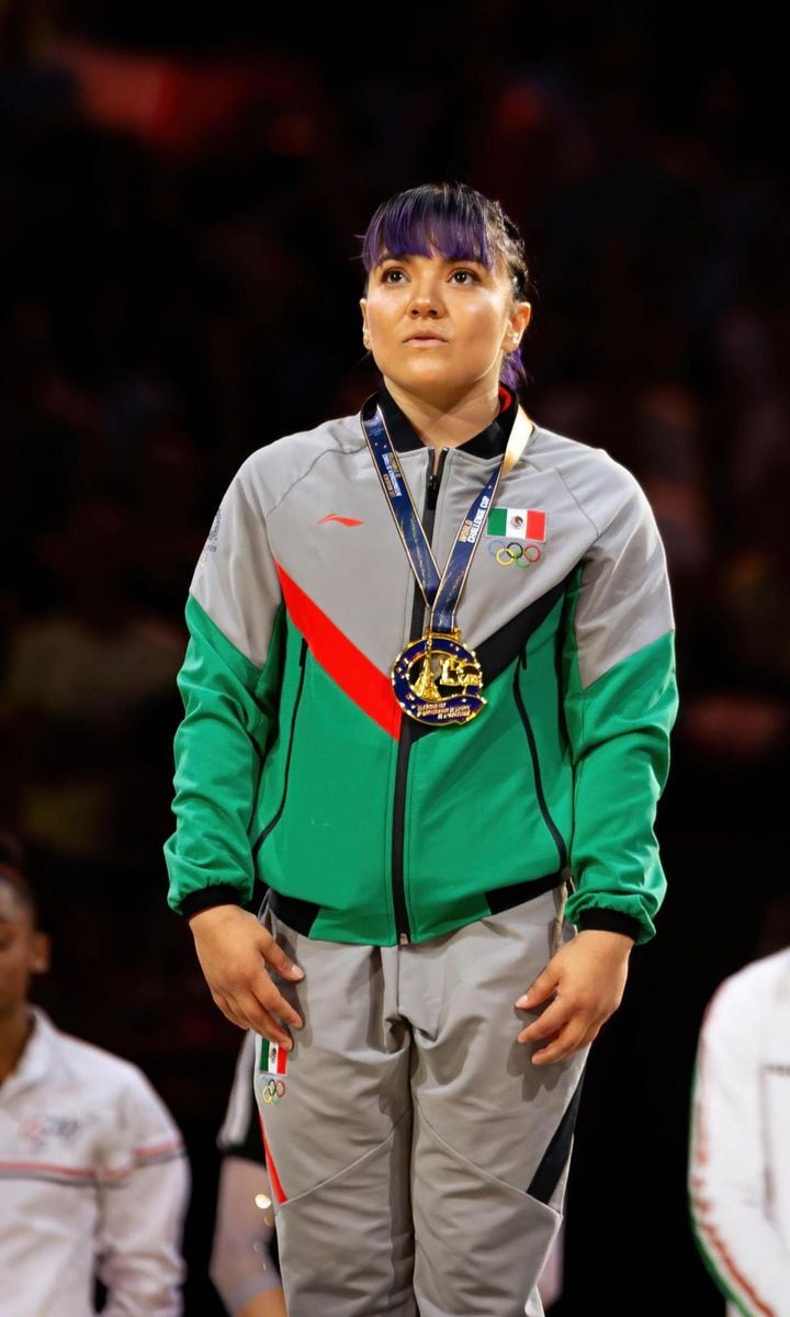 Mexican gymnast Alexa Moreno seen receiving the gold medal