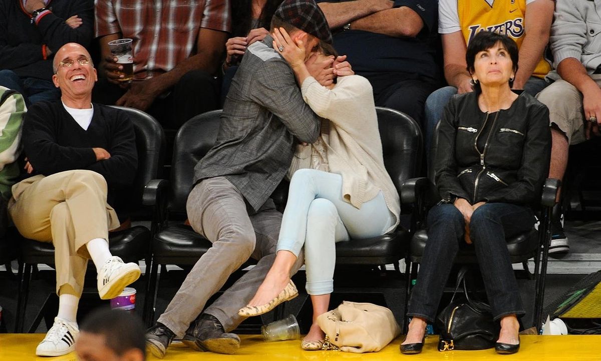 Justin Timberlake and Jessica Biel got caught up in the heat on the LA Lakers Kiss Cam.
Photo: Getty Images
