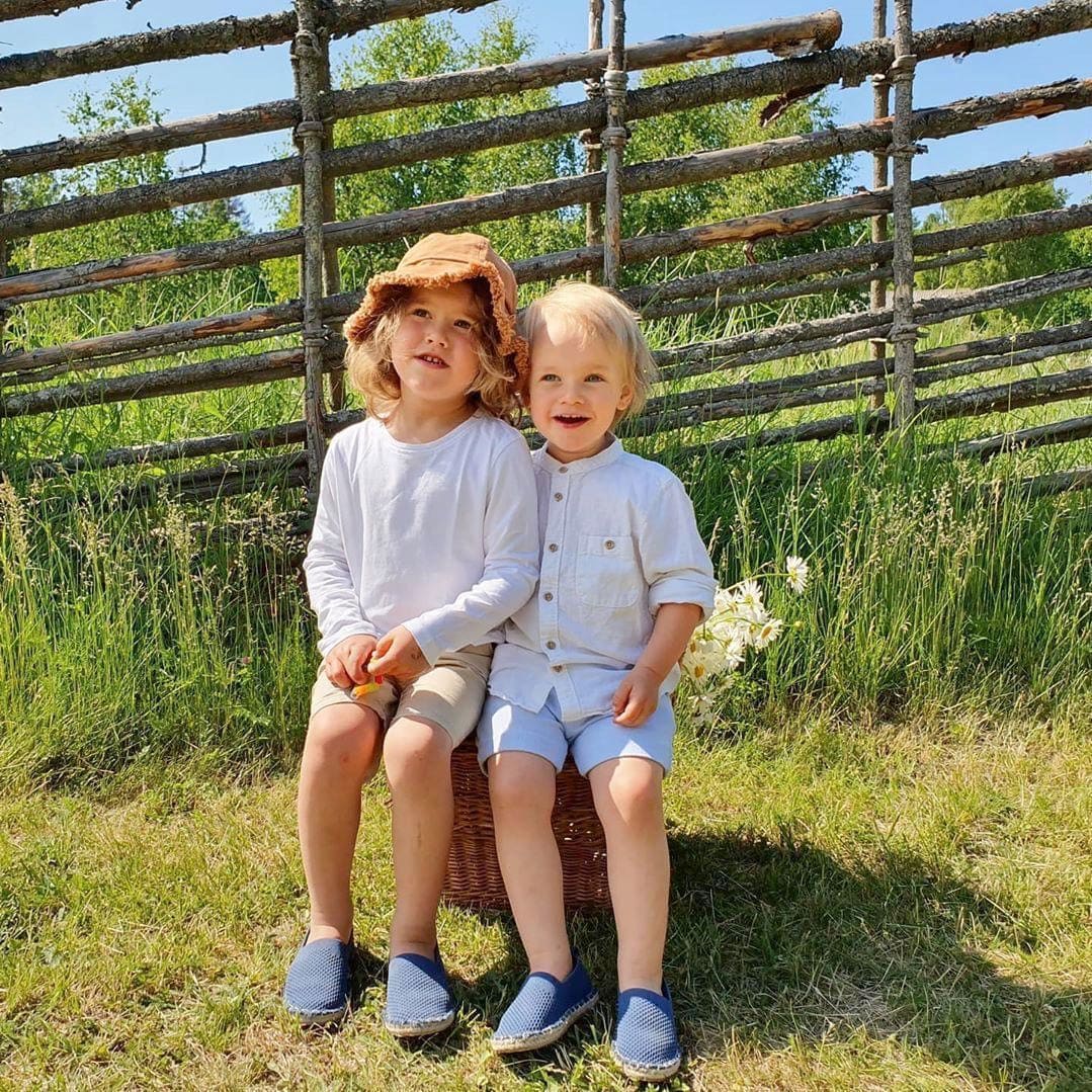 Princess Sofia and Prince Carl Philip of Sweden shared a new photo of their sons Alexander (left) and Gabriel (right)