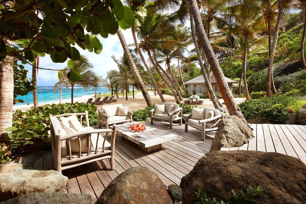 Mustique (Lesser Antilles)