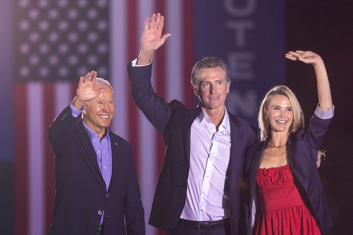 Joe Biden, Gavin Newsom and Jennifer Siebel Newsom 