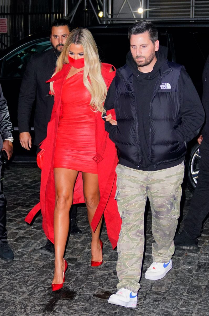 NEW YORK, NEW YORK - OCTOBER 10: Khloe Kadashian and Scott Disick arrive at the afterparty for 'Saturday Night Live' on October 10, 2021 in New York City. (Photo by Gotham/GC images) 