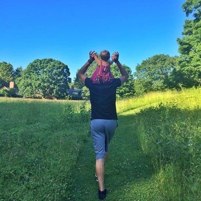 <b>Tom Brady</b> toted his little girl Vivian on his shoulders through a scenic field.
<br>
Photo: Instagram/@gisele