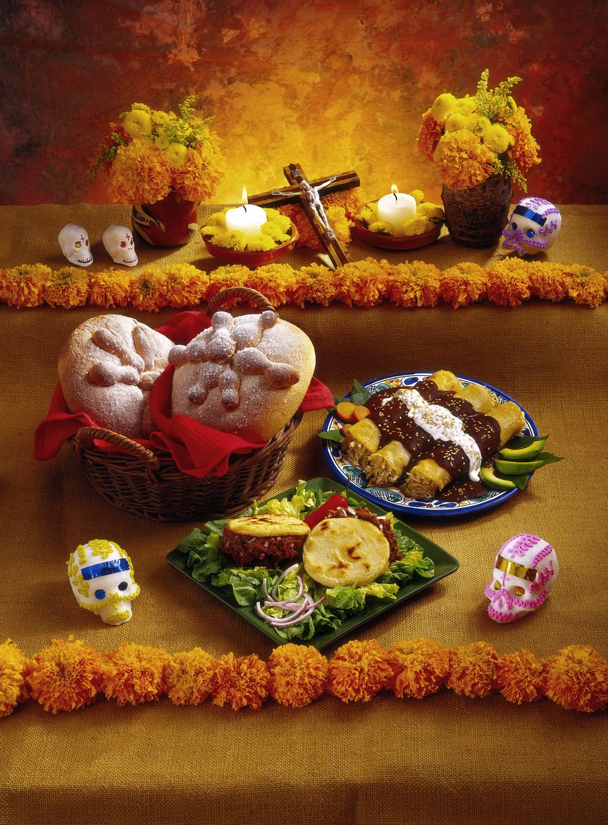 Día de Muertos altar