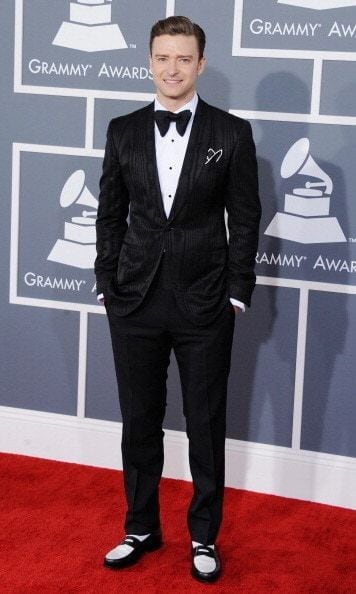 All Justin needed at the 2013 Grammy Awards was his Tom Ford suit and bow tie.
<br>
Photo: FilmMagic