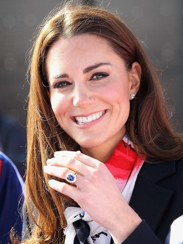 kate middleton sapphire engagement ring