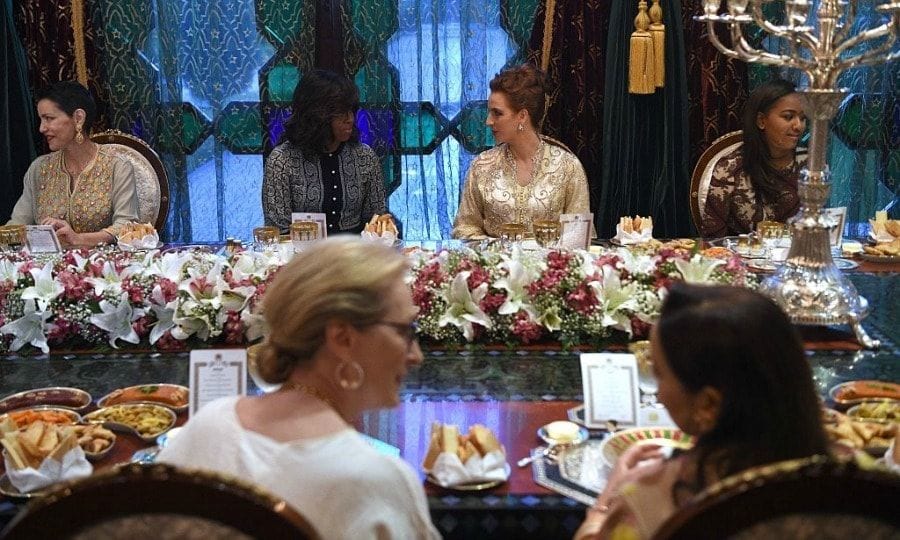 Michelle's daughter Sasha Obama sat beside the Moroccan royal during the dinner, where actress Meryl Streep was also in attendance.
<br>
Photo: FADEL SENNA/AFP/Getty Images