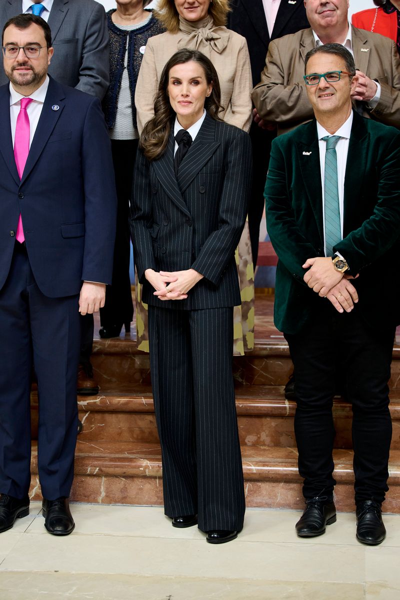 OVIEDO, SPAIN - MARCH 04: Queen Letizia of Spain (C) attends the "Dia Mundial de Las Enfermedades Raras" (World Rare Disease Day event) at the Auditorio-Palacio de Congresos PrÃ­ncipe Felipe on March 04, 2025 in Madrid, Spain. (Photo by Carlos Alvarez/Getty Images)