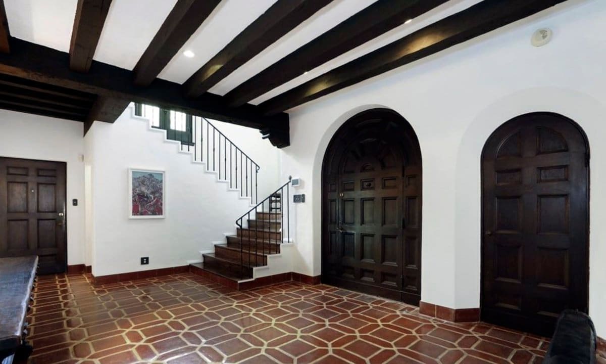 The front hall at Kristen Stewart's house