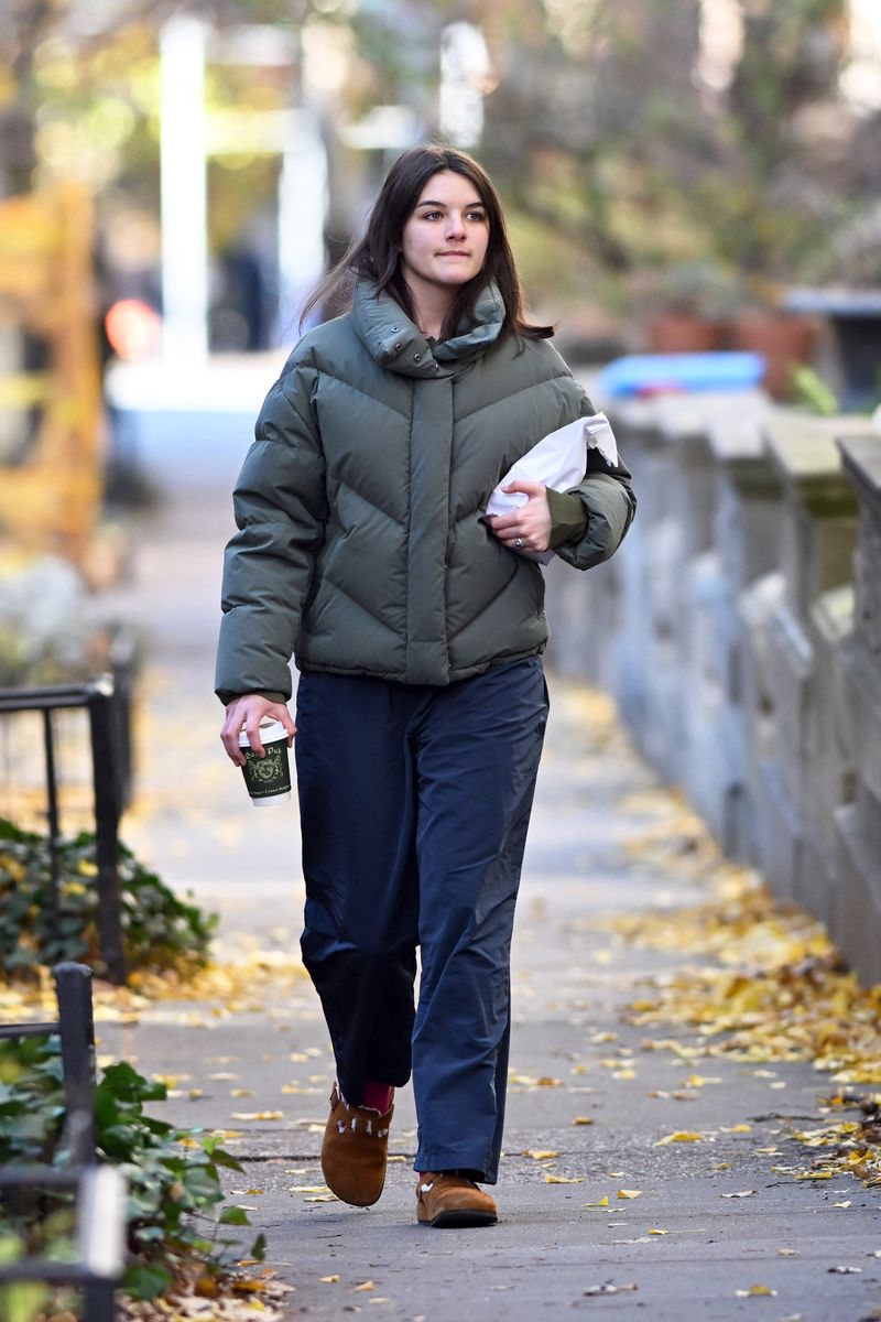 Suri Cruise steps out for a quick coffee run, getting ready for Thanksgiving preparations in New York City.