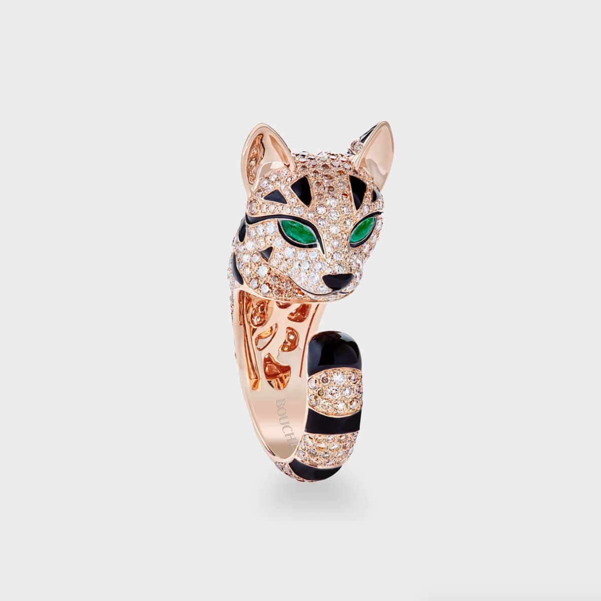 BOUCHERON Fuzzy, the Leopard Cat ring diamonds, emeralds and pink gold