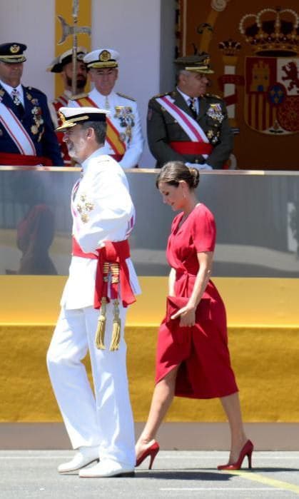 Queen Letizia red hot dress