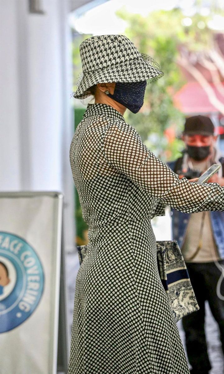 Jennifer Lopez heading to a dermatologist appointment