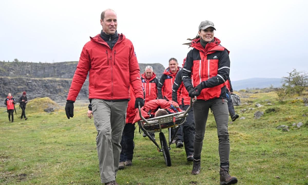 William and Catherine took part in training activities, including medical support exercises and a search dog rescue demonstration.