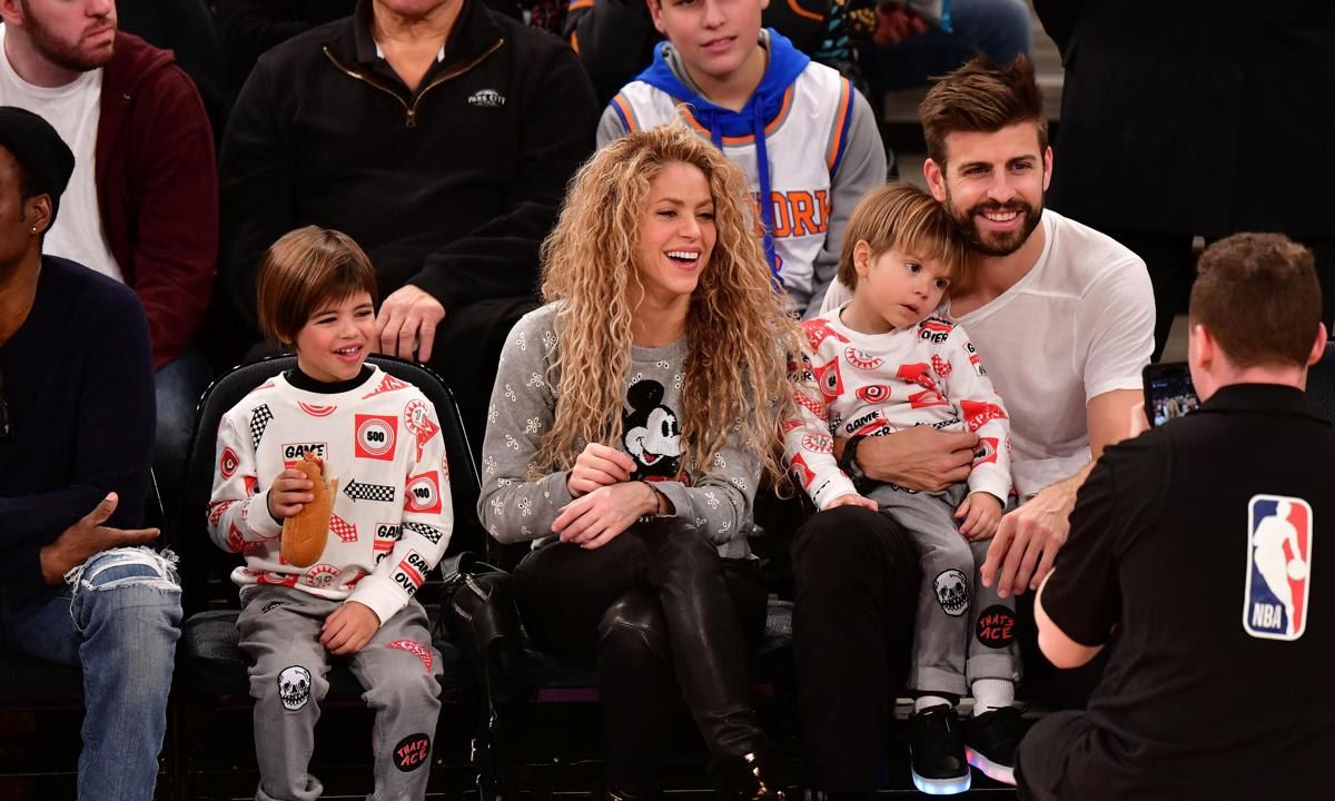 Celebrities Attend The New York Knicks Vs Philadelphia 76ers Game