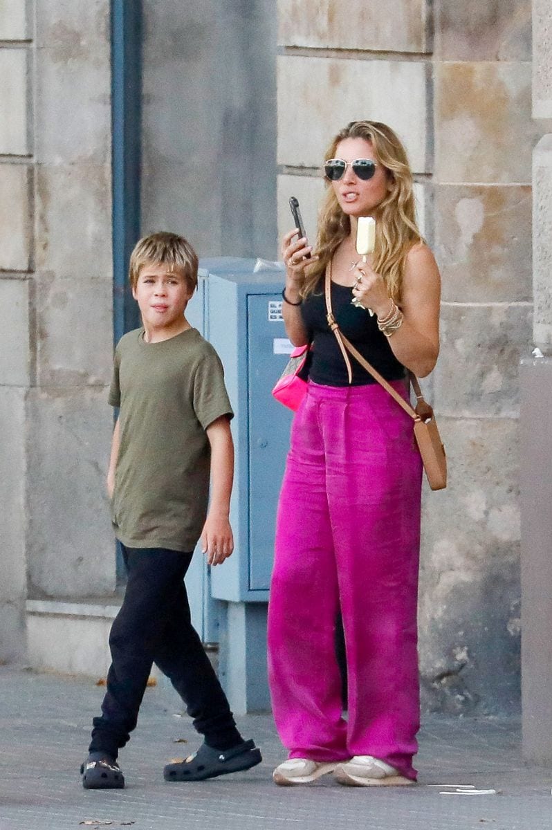 Elsa Pataky and one of her twin sons