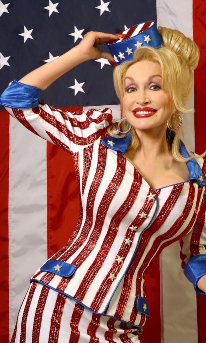 Dolly Parton 4th of July post 2021