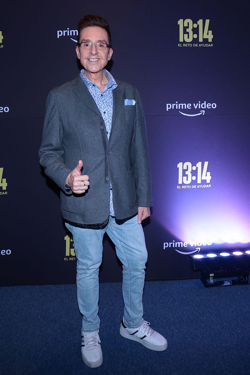 Daniel Bisogno poses on the red carpet for the documentary '13:14: El Reto de Ayudar' on September 13, 2022 in Mexico City, Mexico. 