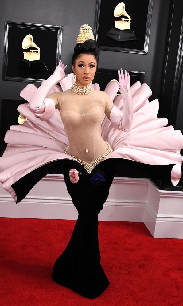 Cardi B in a dress that emulates a sea shell from the 1995 Haute Couture collection ofThierry Mugler