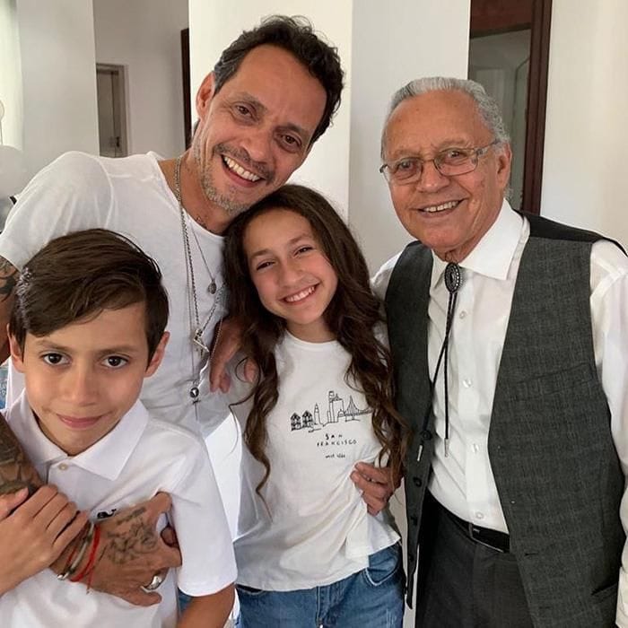 Marc anthony with Max and Emme and his father David Muniz