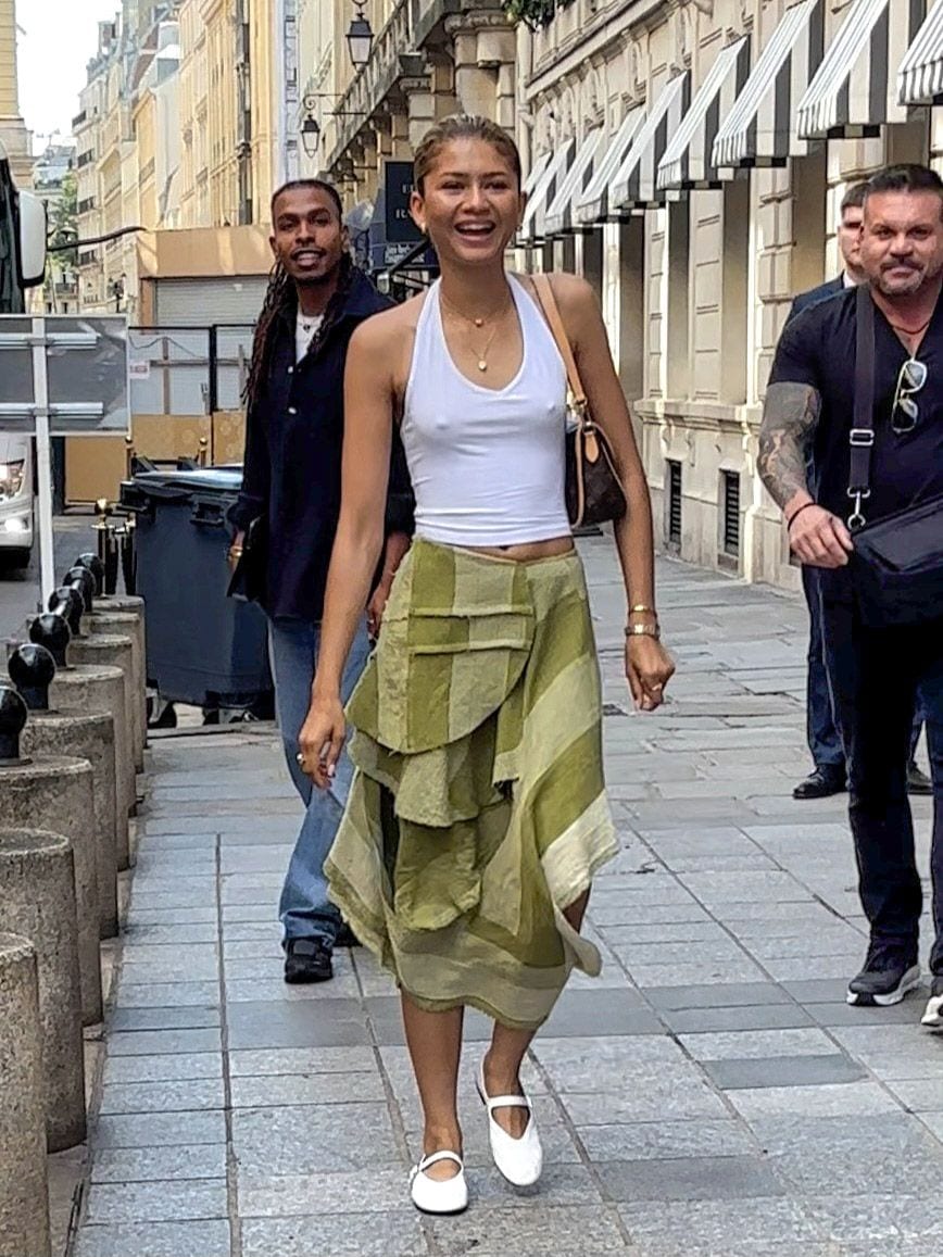 Zendaya in Paris