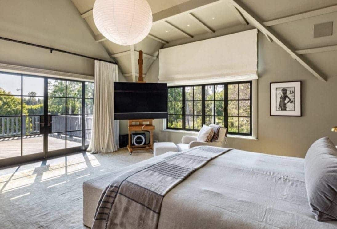 Ellen Degeneres home bedroom