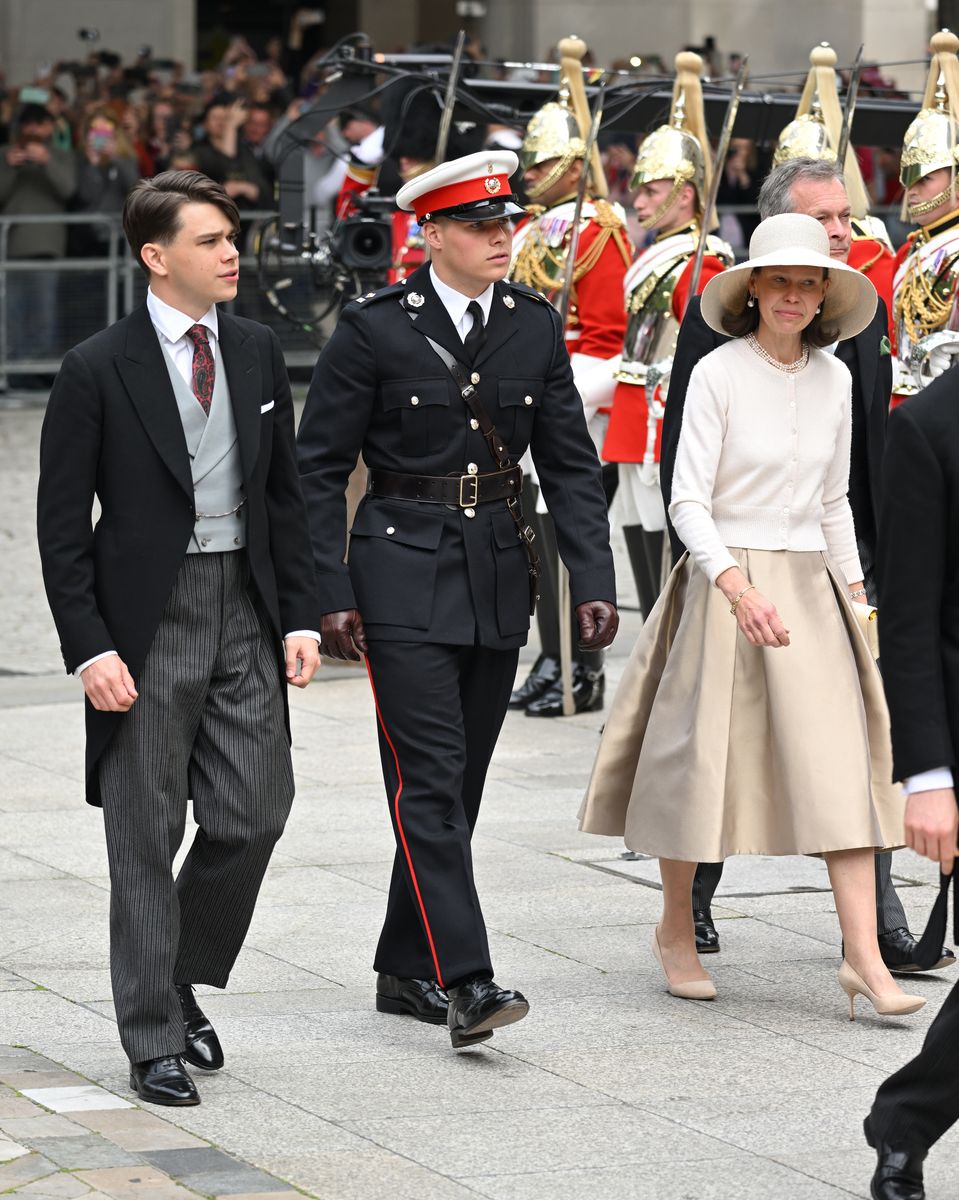 LONDON, ENGLAND - JUNE 03: Samuel Chatto, Arthur Chatto and Lady Sarah Chatto attend the National Service of Thanksgiving at St Paul's Cathedral on June 03, 2022 in London, England. The Platinum Jubilee of Elizabeth II is being celebrated from June 2 to June 5, 2022, in the UK and Commonwealth to mark the 70th anniversary of the accession of Queen Elizabeth II on 6 February 1952. (Photo by Karwai Tang/WireImage)