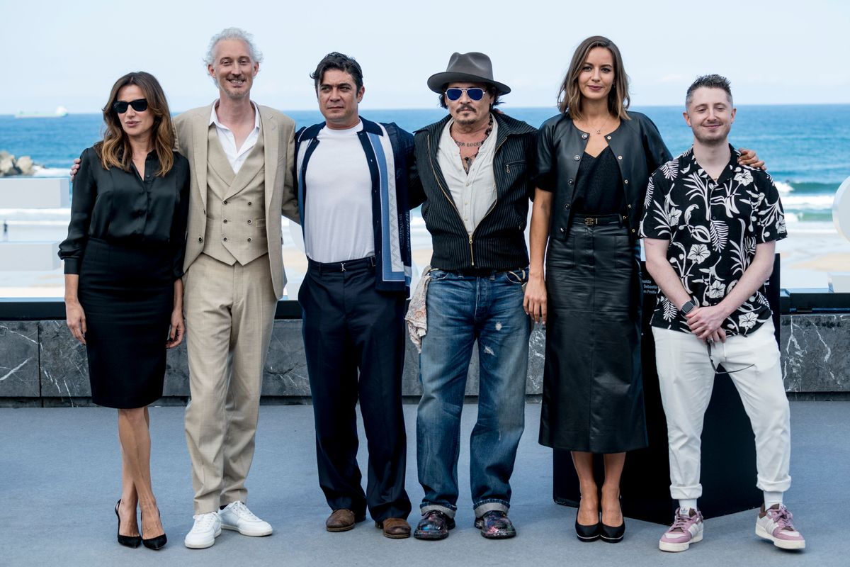 Depp with the cast of his film "Modi, Three Days On The Wing Of Madness"