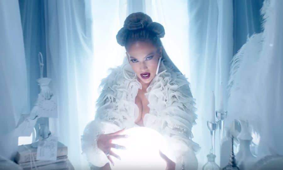 Jennifer Lopez Medicine music video