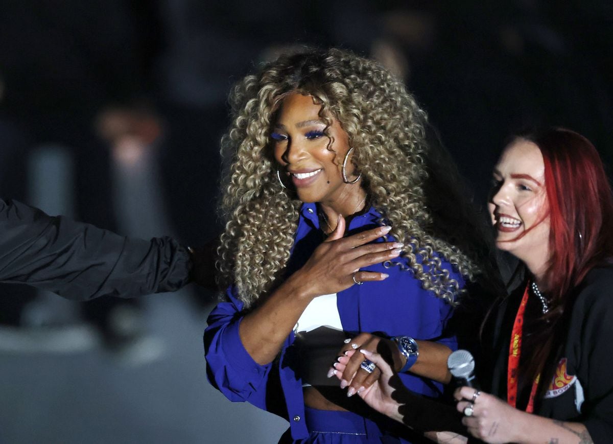 NEW ORLEANS, LOUISIANA - FEBRUARY 09: Serena Williams performs onstage during Apple Music Super Bowl LIX Halftime Show at Caesars Superdome on February 09, 2025 in New Orleans, Louisiana.  (Photo by Emilee Chinn/Getty Images)