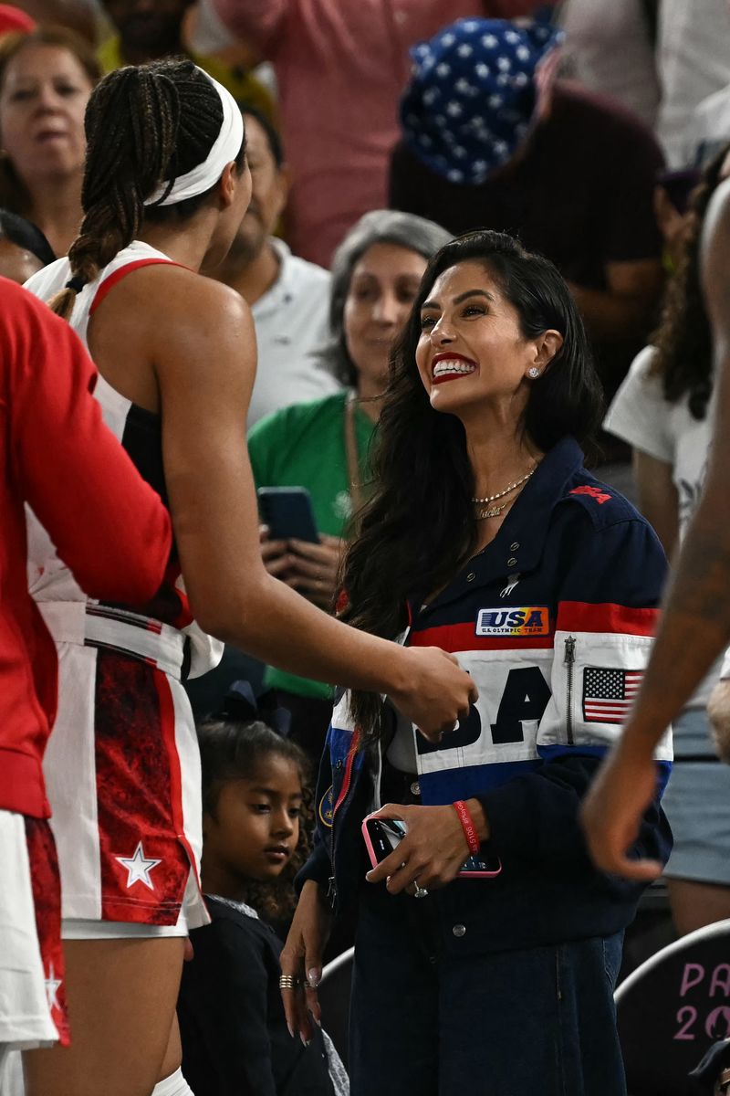 Vanessa Bryant and USA player Napheesa Collier