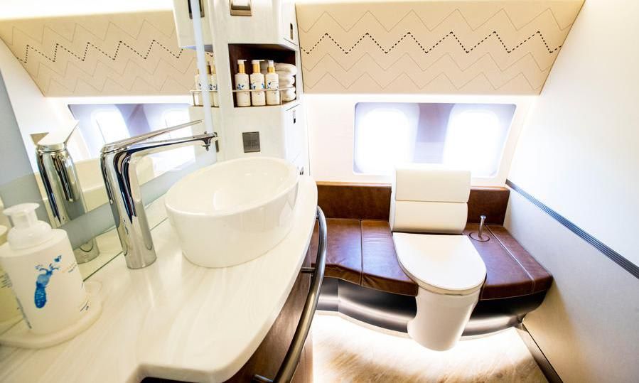 Queen Maxima bathroom on private plane