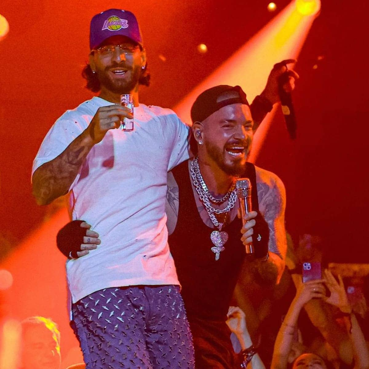 Maluma and J Balvin join forces on stage after a decade and unleash a battle of abs