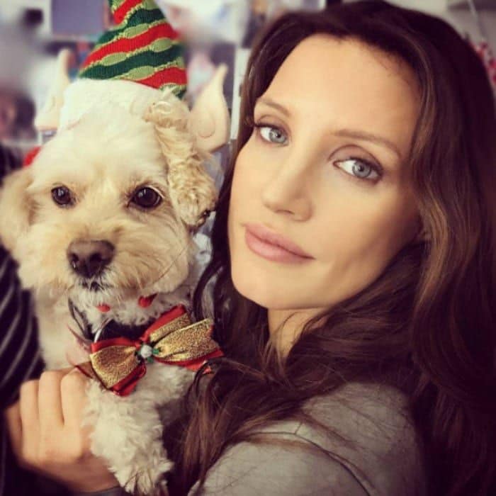 Jessica Chastain's pooch Chap was the cutest travel buddy. The <i>Miss Sloane</i> star and her pup posed for a photo as they left Toronto, and gave her followers a nice send off before taking flight.
"Goodbye Toronto! Chap & I are off to start our travels. We'll miss your snowy streets & kindhearted citizens #torontoloveseveryone."
Photo: Instagram/@jessicachastain