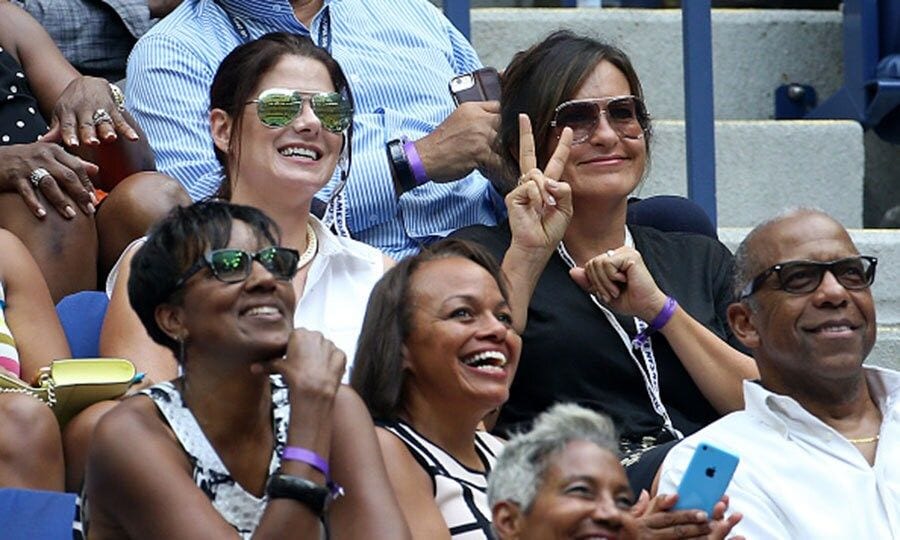 Debra Messing and Mariska Hargitay brought a little law and order to the women's final match.
Photo: Jean Catuffe/GC Images