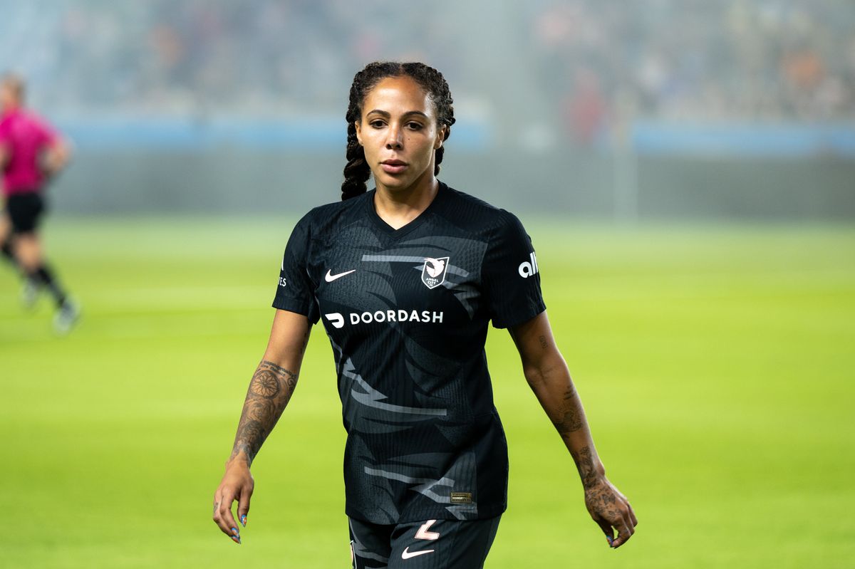 Sydney Leroux plays for Angel City