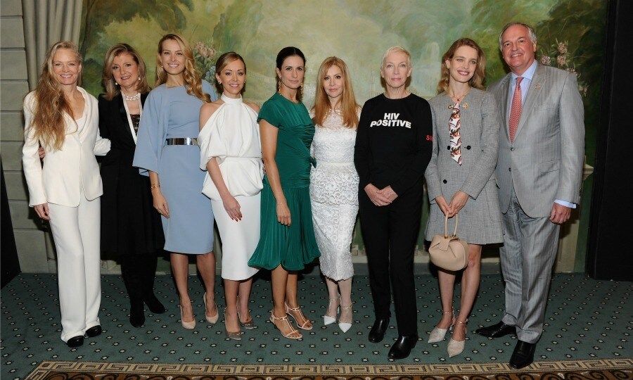 September 21: Annie Lennox made a strong statement with her fashion during the Fashion 4 Development's 6th Annual official First Ladies luncheon in NYC.
Photo Craig Barritt/Getty Images for Fashion 4 Development