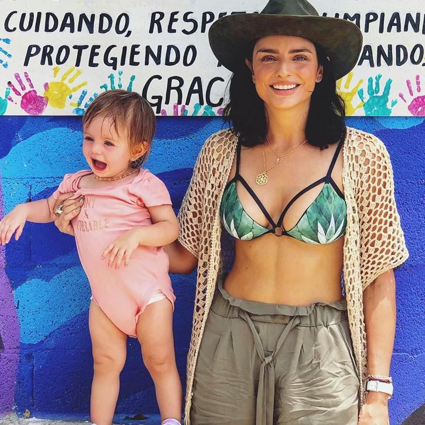 aislinn derbez, bikini, kailani