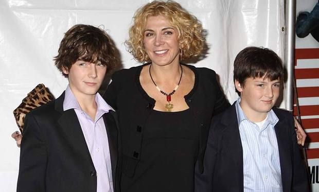 Michael Neeson in 2008 with mom Natasha Richardson and brother Daniel.
Photo: Rex