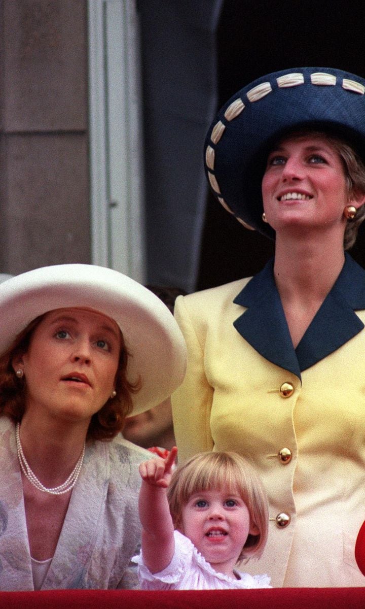 It's a bird, no, it's a plane! Sarah Ferguson's firstborn excitedly pointed at the flypast in 1991.