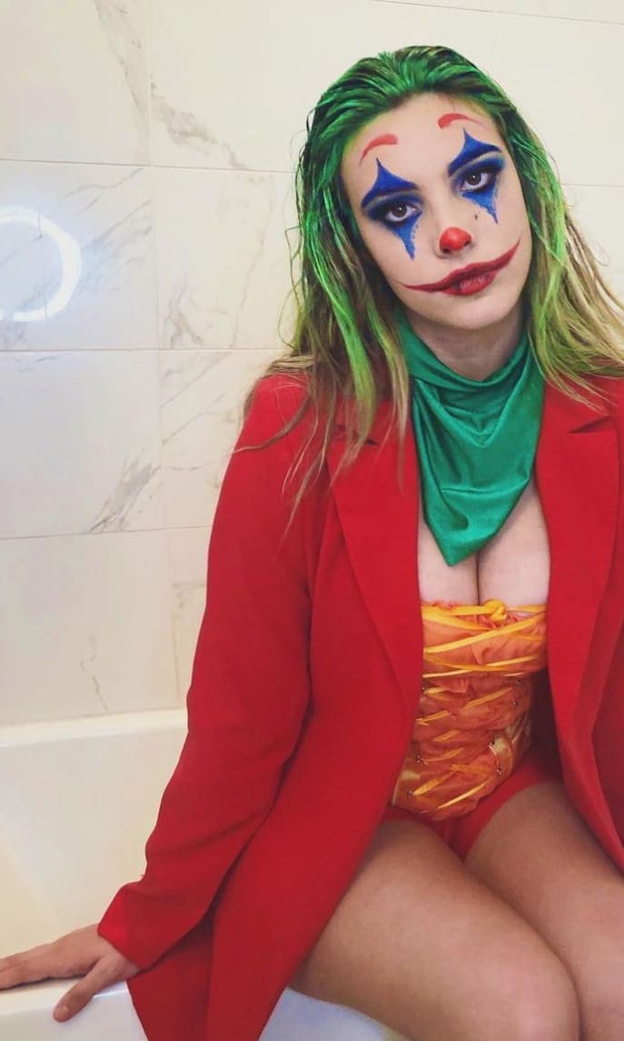 Lele goes all out as her favorite character, the Joker