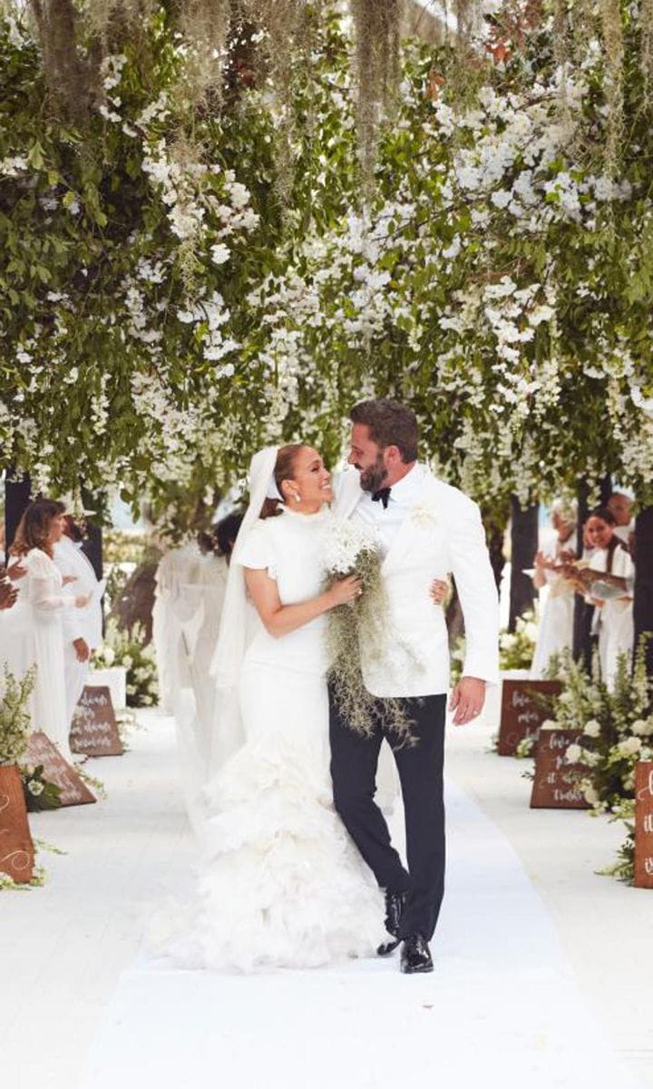 Jennifer Lopez shares more wedding photos