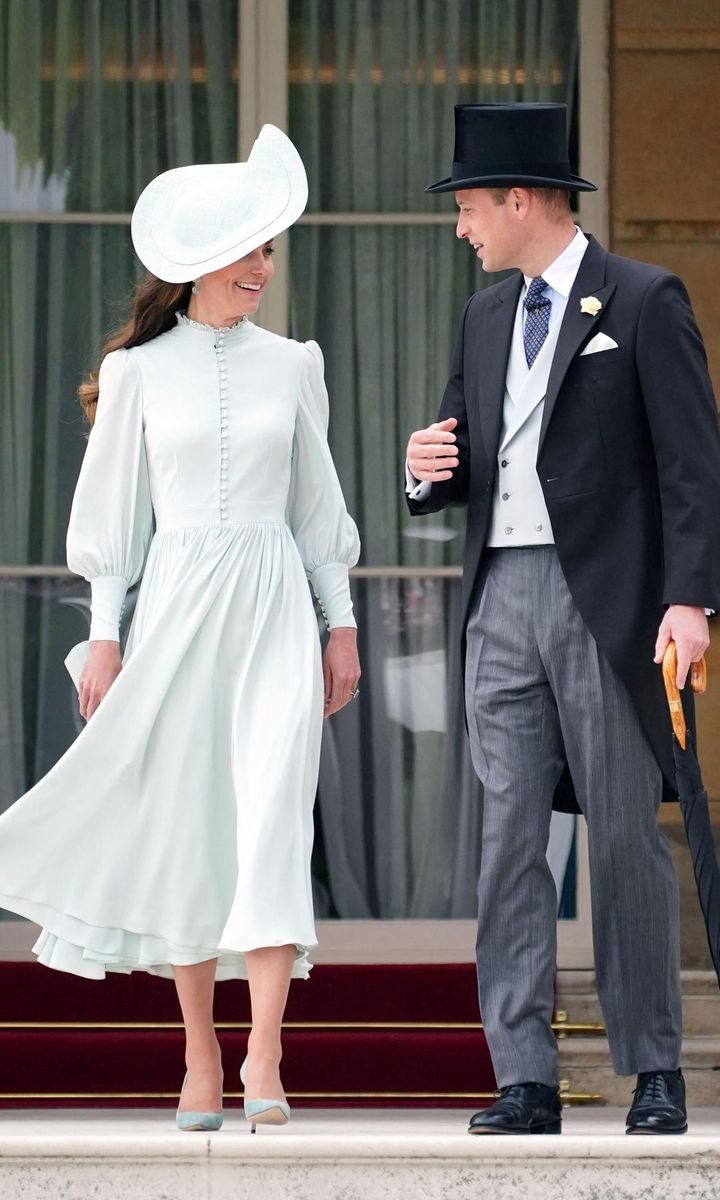 Prince William and Kate exchanged sweet smiles at the party, which was the first one they attended together this season. The Duchess attended the garden party at Buckingham Palace n May 18 sans the Duke.