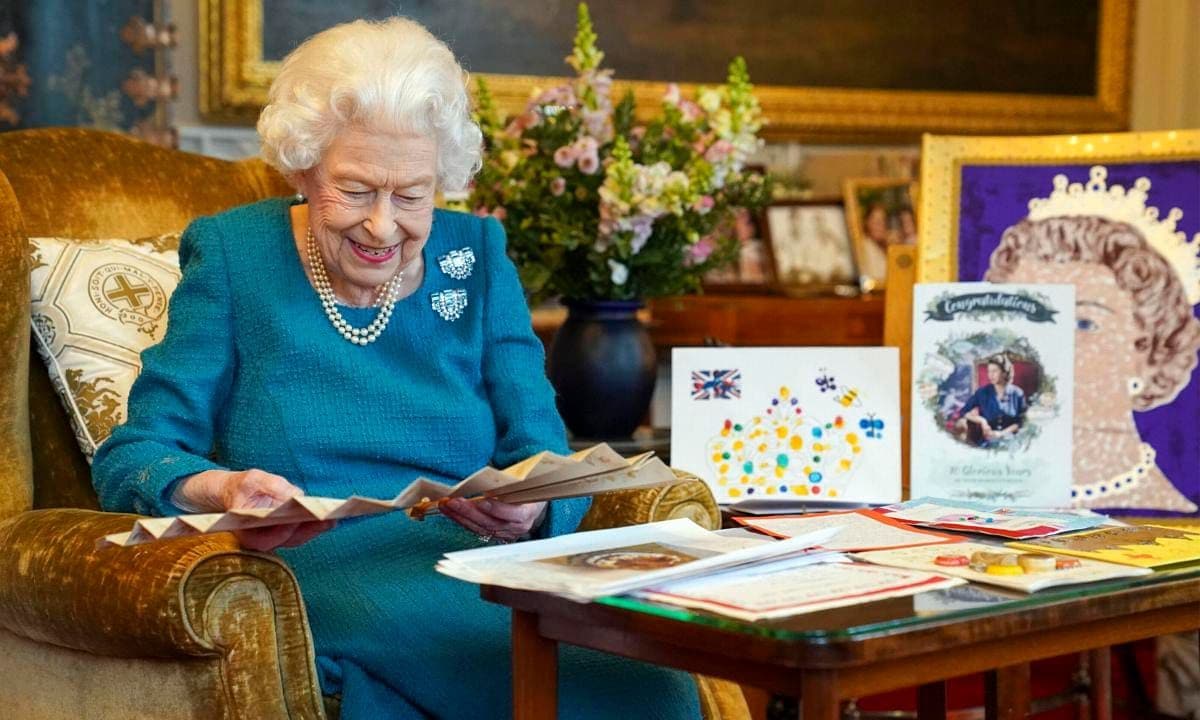 Queen Elizabeth II Views Commemorative Platinum Jubilee Items