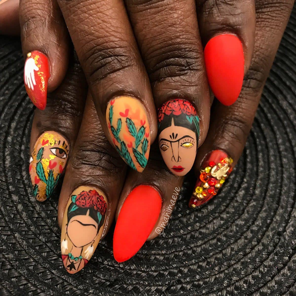 Frida Kahlo Nails Inspiration