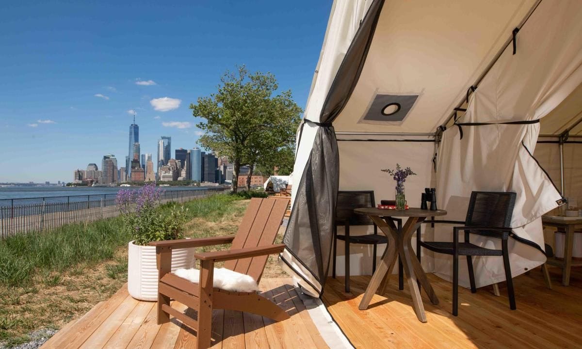 Manhattanites don't have to travel far to go glamping. A ferry ride away on Governors Island is Collective Retreats, where guests can escape the hustle and bustle of the city, while glamping with a view of the Statue of Liberty and Manhattan skyline. With an a la carte menu available at Three Peaks Lodge, artisanal s'mores cart and happy hour on the sunset terrace, you're sure to enjoy every (New York) minute of your stay.