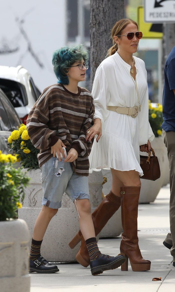 Jennifer Lopez and Emme Muniz at lunch