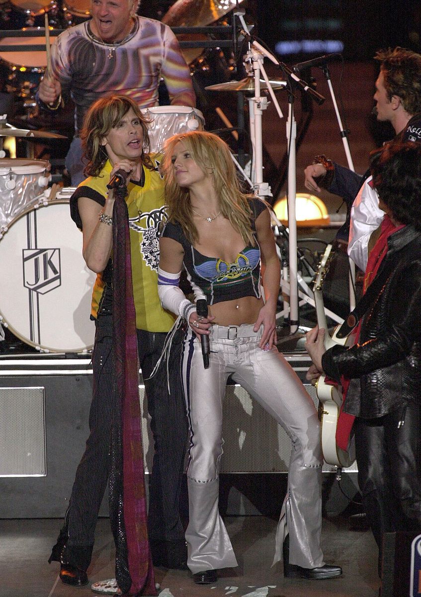 Britney Spears performs with Aerosmith during the halftime show for Super Bowl XXXV 