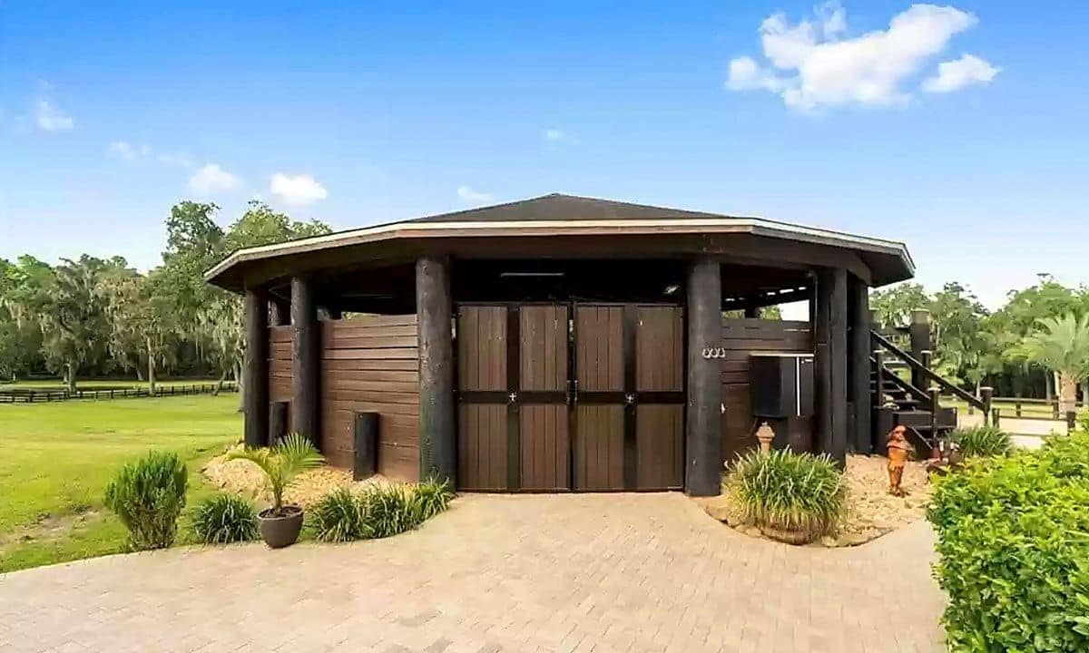 Olga Tanon Has Listed Her Equestrian Ranch